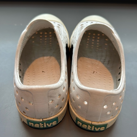 Native Shoes Kids Size c12 Black White Jefferson Slip On Shoes Sneak… - Picture 4 of 4